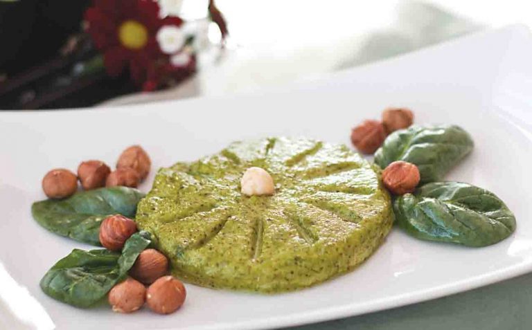 Pastă vegetală de alune cu spanac