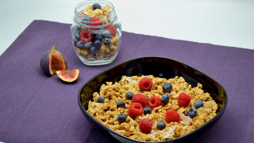 Granola din ovaz cu fructe