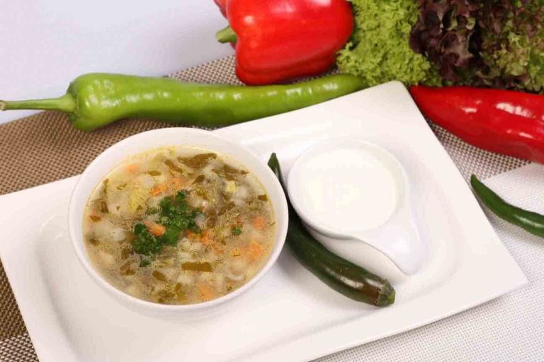 Ciorba de salata verde