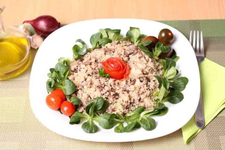 Cuscus cu ciuperci marinate