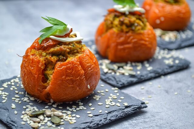 Rosii umplute cu mix de seminte