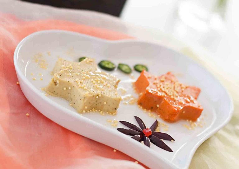 Tartine vegetale pentru meniuri festive