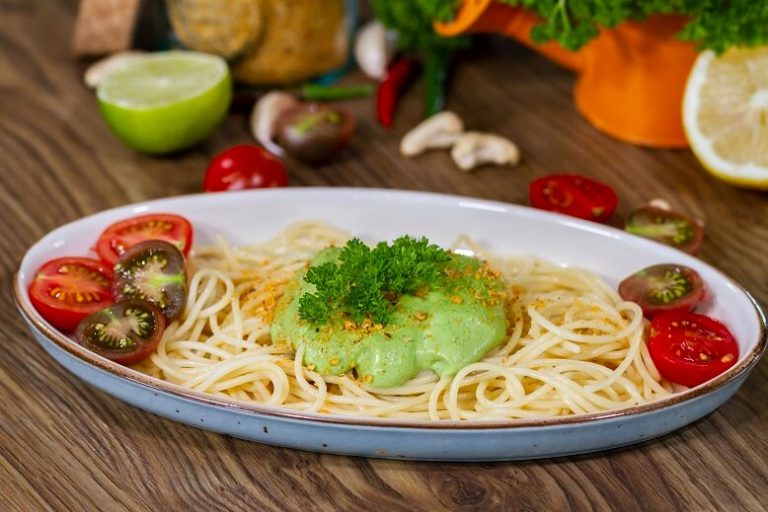 Pesto de patrunjel – reteta video