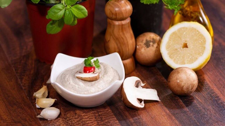 Pasta de tofu cu ciuperci – reteta video