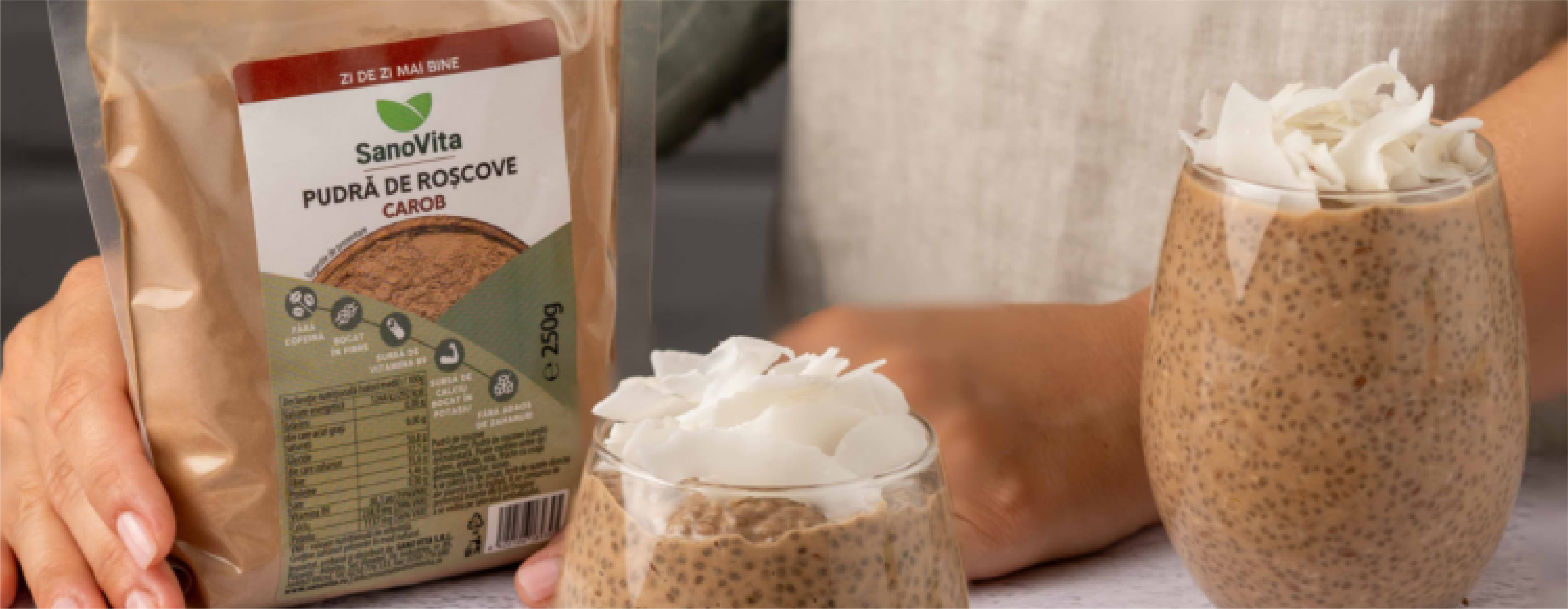 Tot ce trebuie să știi despre pudra de roșcove (carob): beneficii, mituri și rețete delicioase